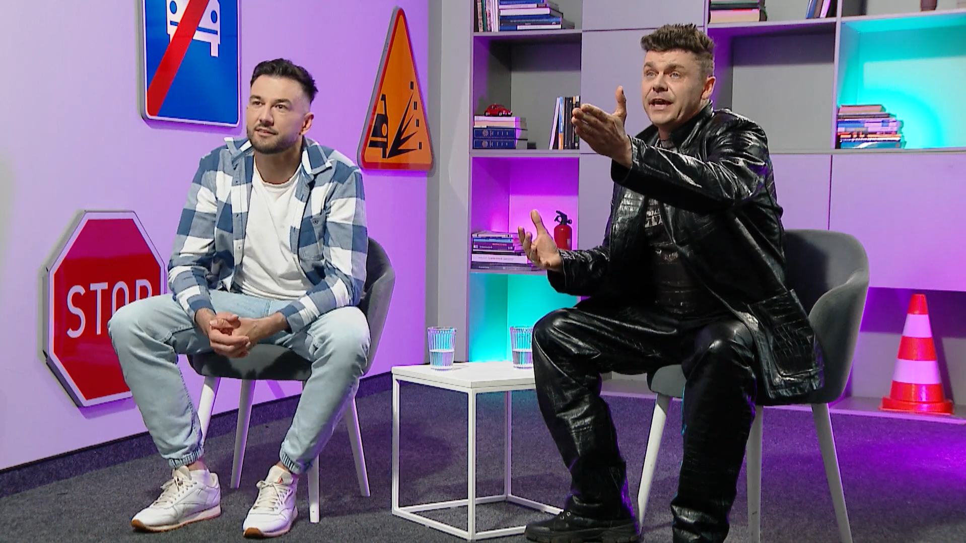Kadr ze studia programu „Co Polak potrafi na drodze?”